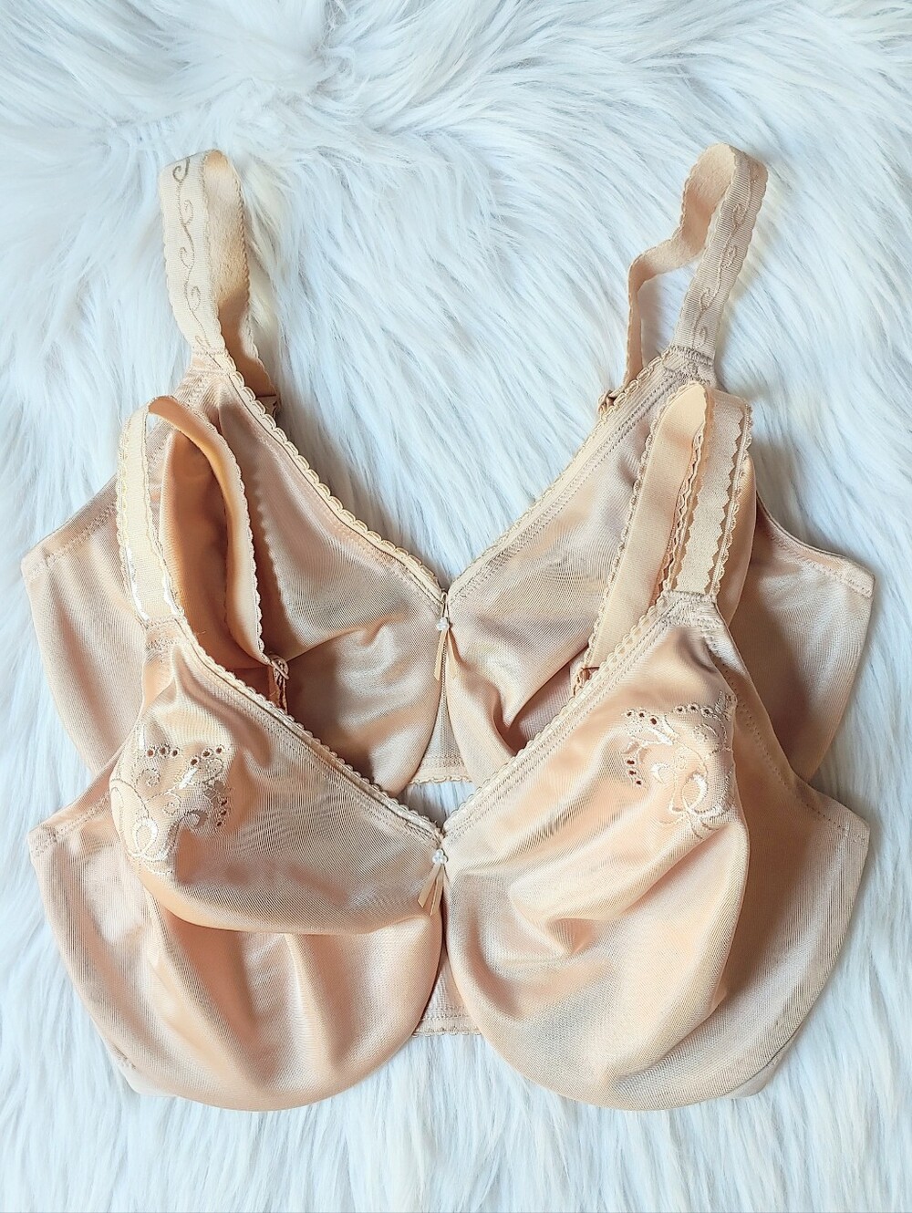 Wacoal Underwire Light Beige Minimizer Bras (2), 34DDD